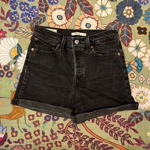 Levi’s High Waisted Wedgie Fit Shorts 27